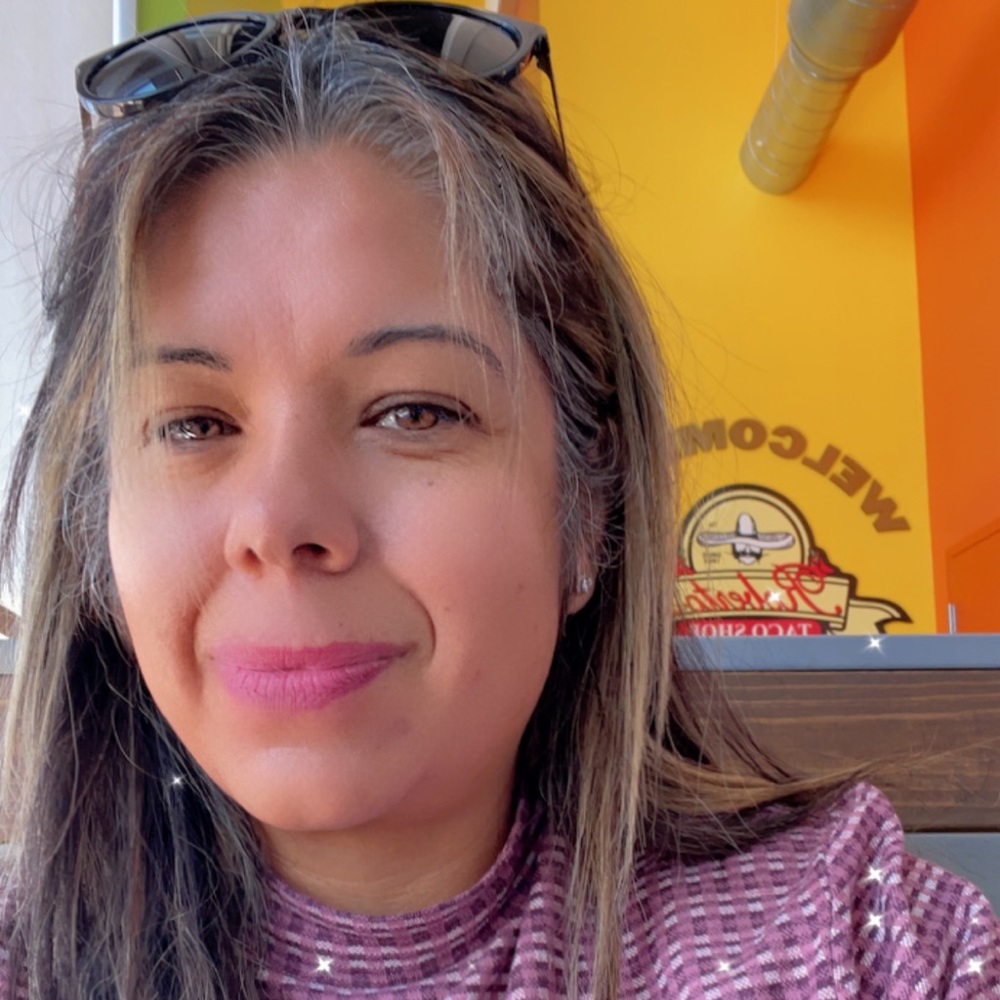 Meet your Posher, Alicia